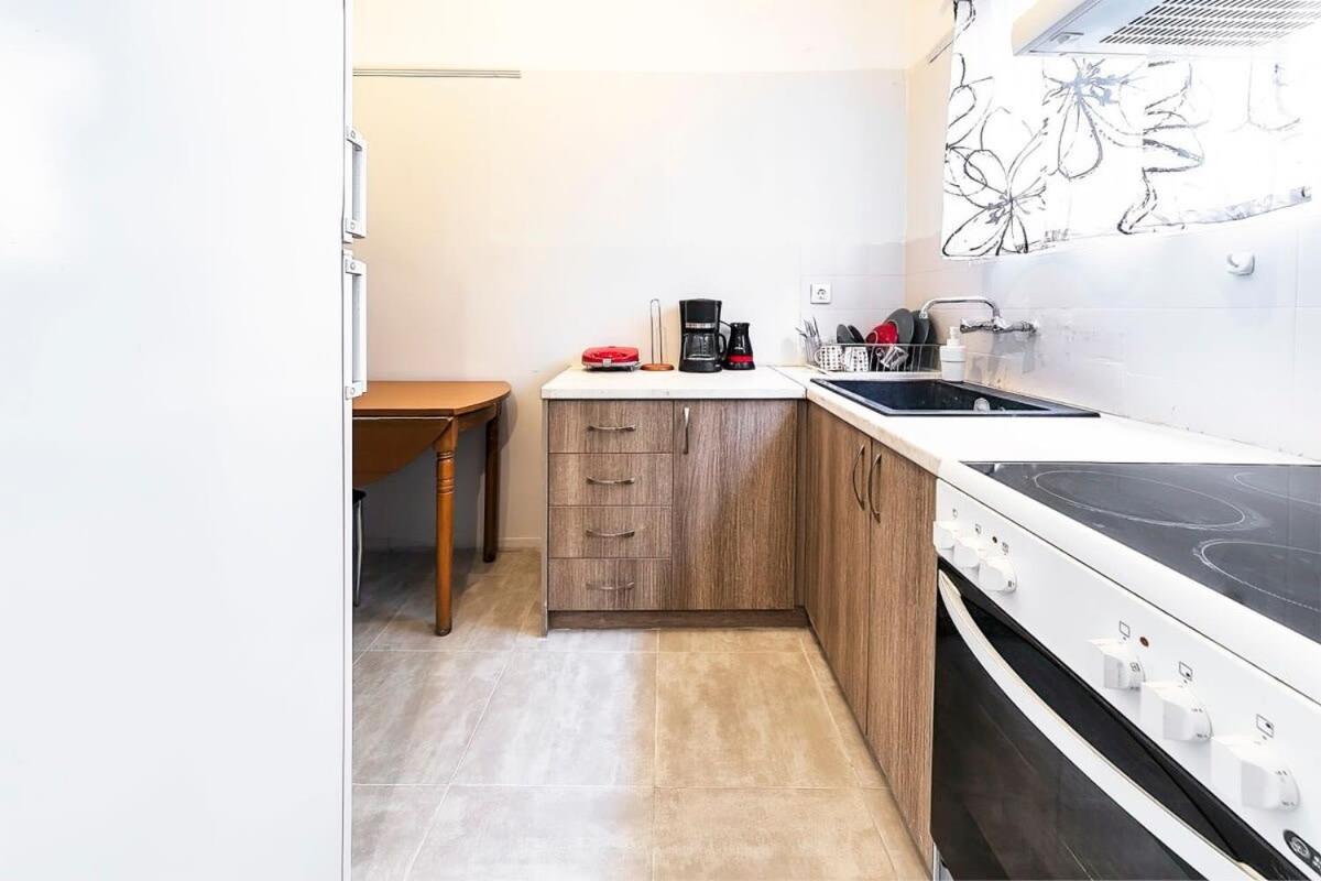 Topfloor Central Apt With Urban Views,3' To Metro Athén Kültér fotó